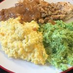 Cauliflower mash with broccoli and grilled chicken