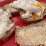Poached Eggs With Low Carb Bread